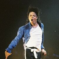 Jacksons Set to Spill Michael’s Secrets