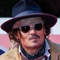 Johnny Depp Is Completely Unrecognizable During Surprise Appearance at San Diego Comic-Con